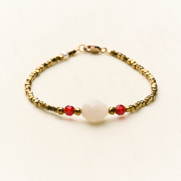 Antique Chic Bracelet - White & Red